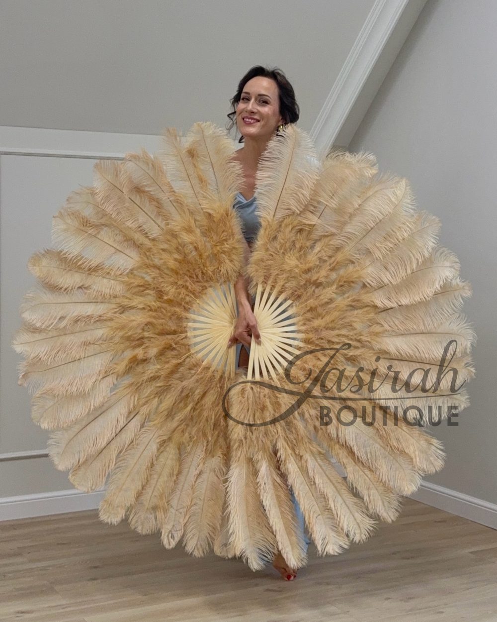 GIANT FEATHER FANS – BEIGE