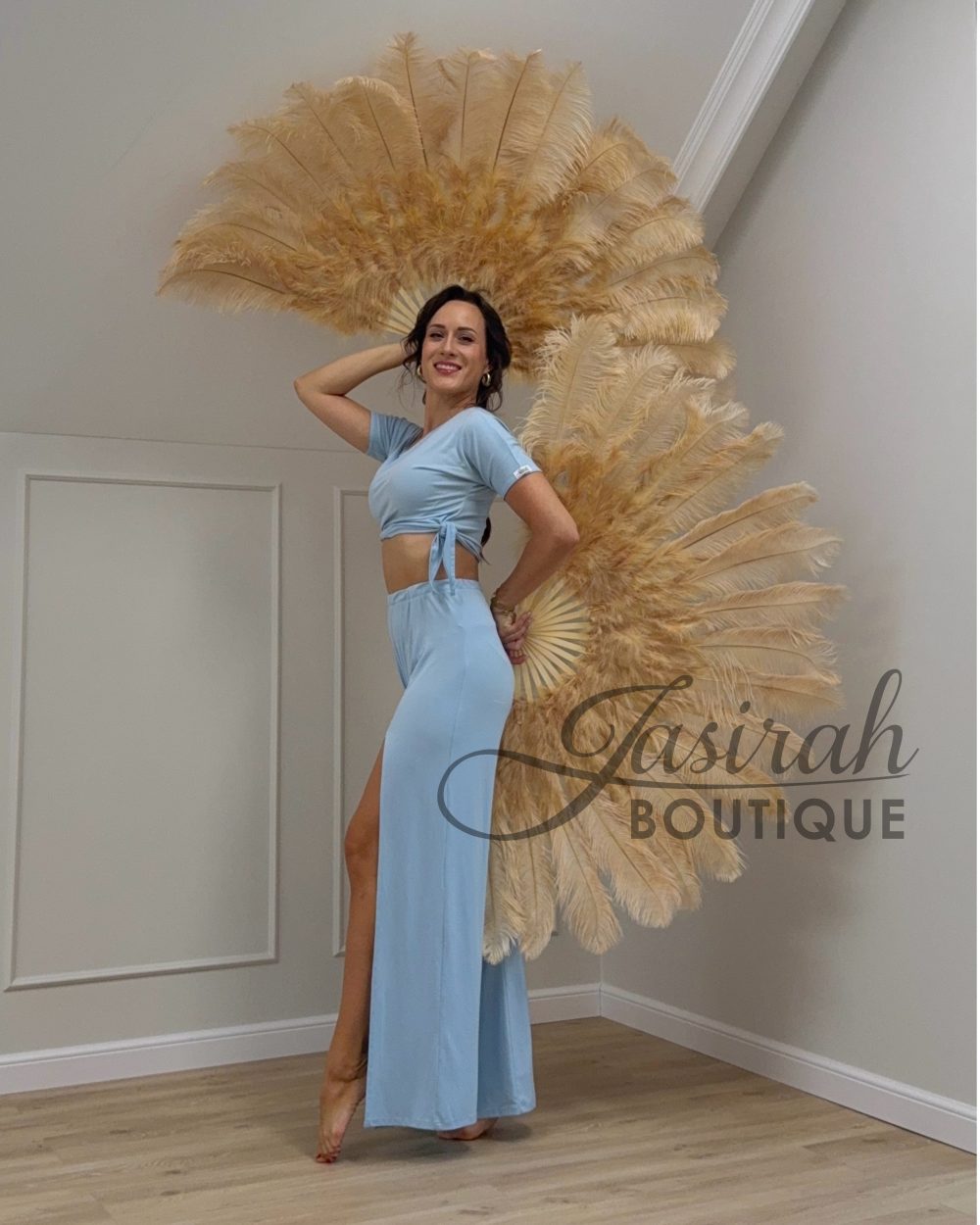 GIANT FEATHER FANS – BEIGE